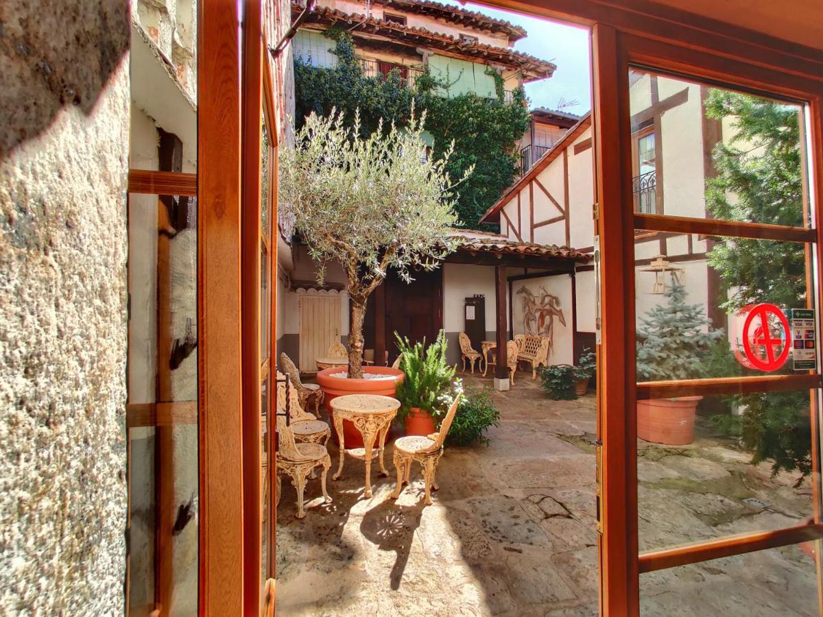 Posada Restaurante Casa De La Sal Candelario Esterno foto