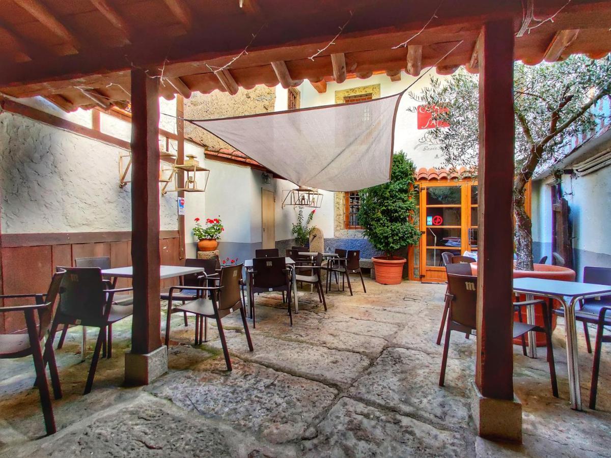 Posada Restaurante Casa De La Sal Candelario Esterno foto